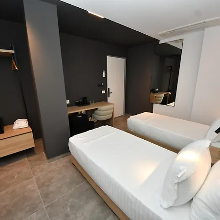 Giulia Center Hotel