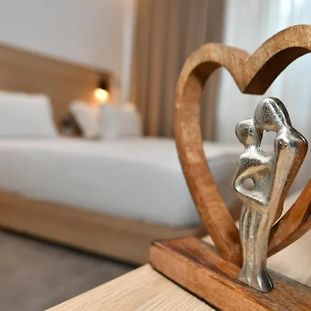 Giulia Center Hotel 4*