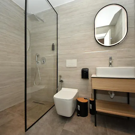 Giulia Center Hotel 4*