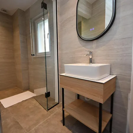 Giulia Center 4* Tirana
