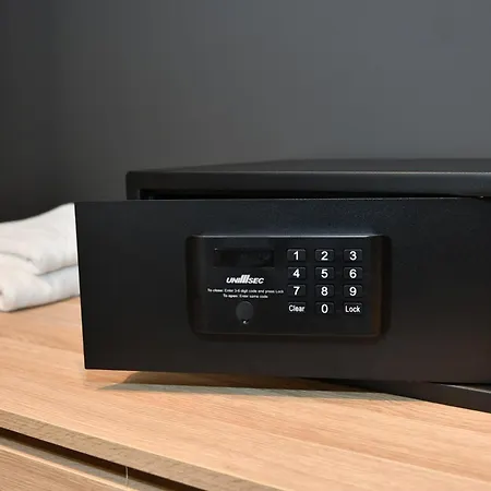 Giulia Center Hotel 4*