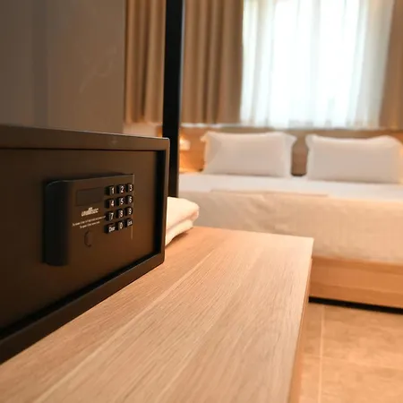 Hotel Giulia Center 4*