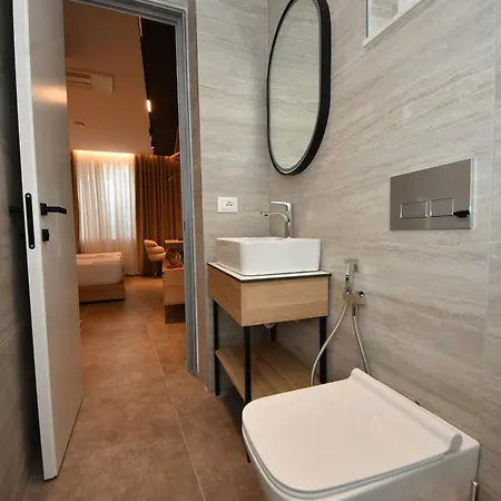 Giulia Center Hotel Tirana
